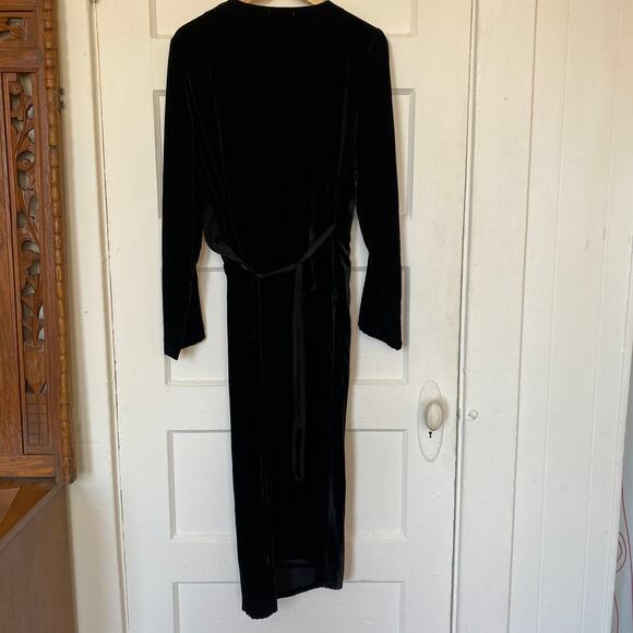 Lacausa Black Velvet Wrap Dress Pockets Long Sleeve Partially Lined Adjustable - Picture 9 of 11